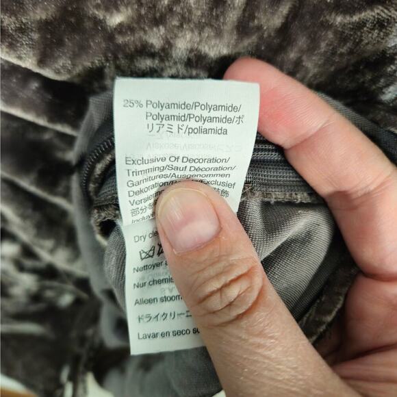 Madewell Velvet Daylight Shirt Blouse women's Size 10 Medium Button Front Ruffle - Picture 8 of 9